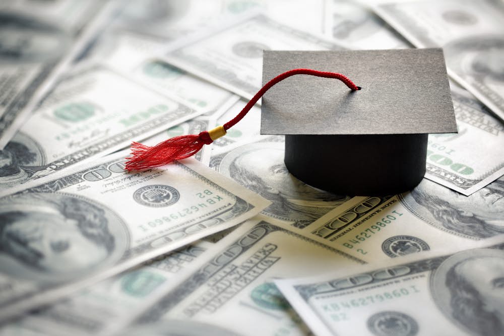 Mel's Money Minute: Student Loans Impacted by COVID